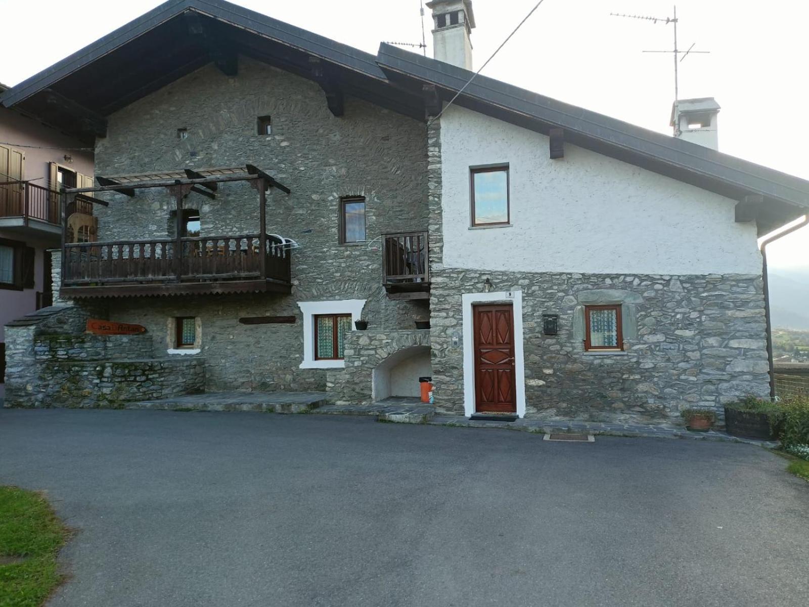 Ferienwohnung Casa D'Antan Gressan Aosta Exterior foto