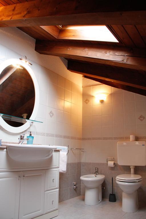 Ferienwohnung Casa D'Antan Gressan Aosta Zimmer foto